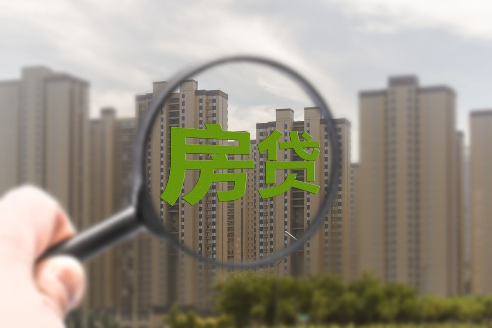 30万贷款逾期一个月多少罚息合理
