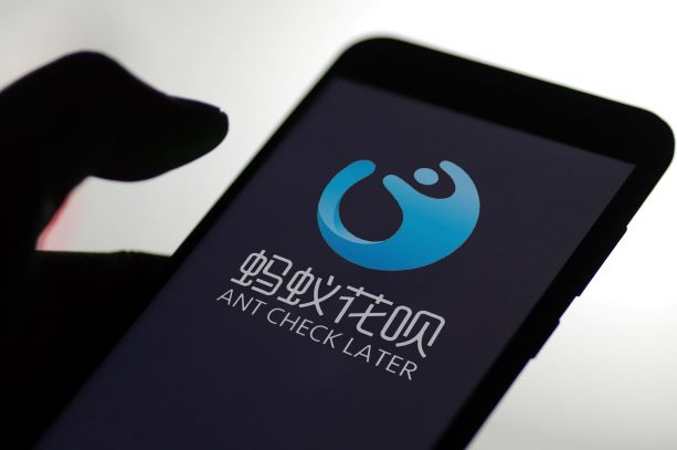 借呗逾期还清后什么时候可以继续使用额度？