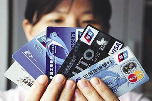 欠信用卡八年后想还款，有影响吗？