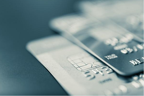 工行现金分期逾期了会怎么样吗？安全吗？上征信吗？多久到账？