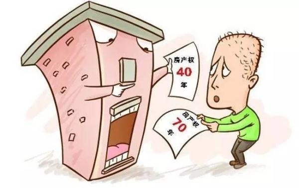 房贷逾期开发商垫付要赔多少违约金，开发商有权收回房屋吗？