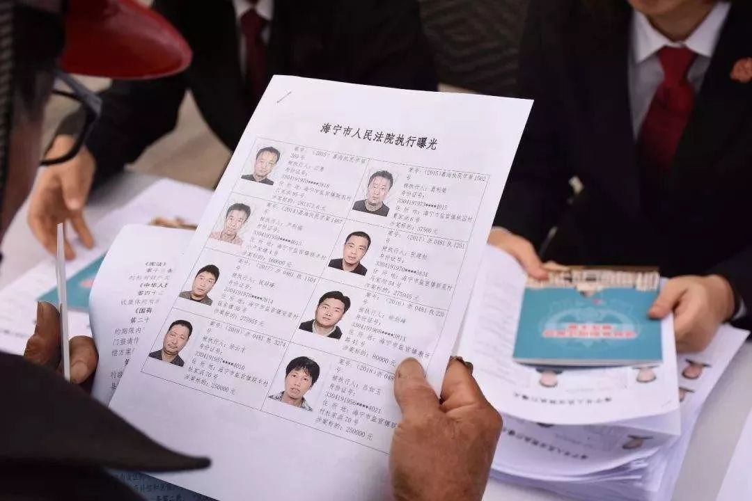 上海车辆年检逾期未超一个月解锁，影响与办理方法详解