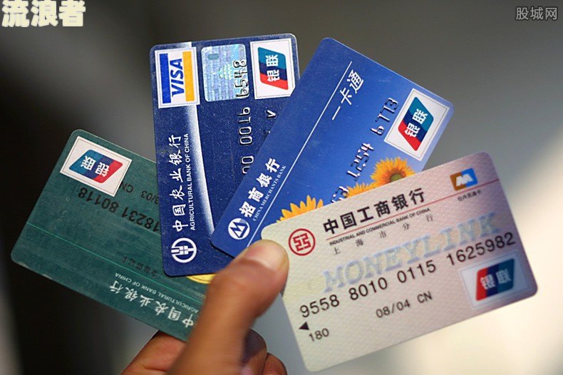 平安信用卡逾期了会加微信吗怎么办，欠平安信用卡钱会上门吗？